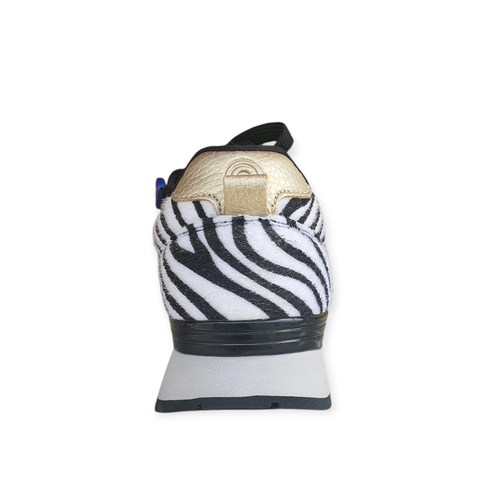 190 Black-white-rose